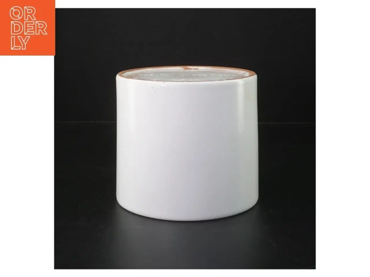 Billede 2 - Hvid keramisk potteskjuler (str. H. 12 cm ø. 13,5 cm)