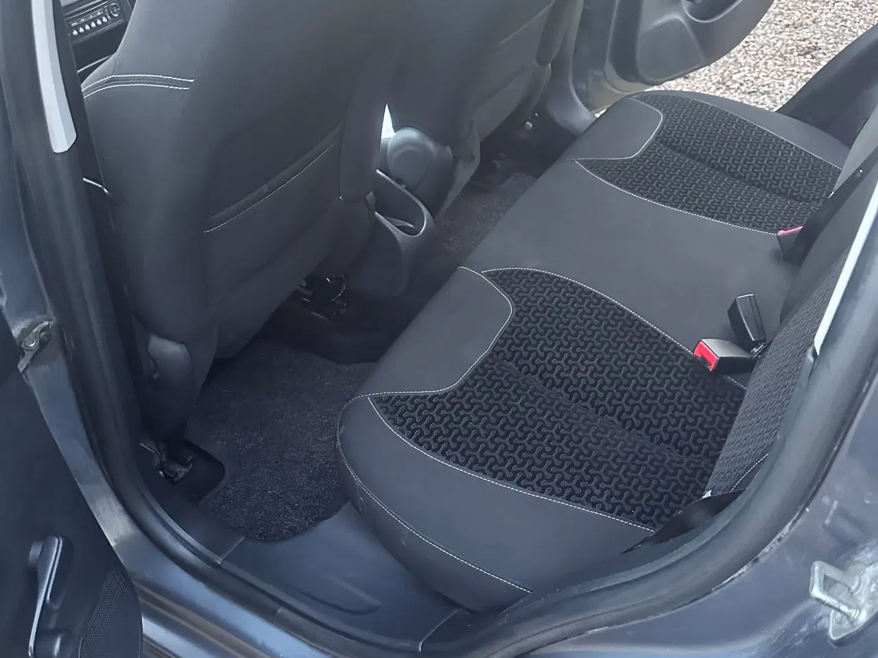 Billede 9 - 1 ejers nysynet citroen c3, 930 halvårligt