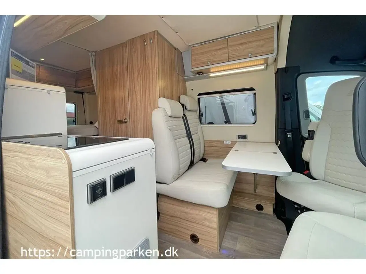 Billede 6 - 2021 - Hymer Grand Canyon S   Hymer Grand Canyon S byder på køreoplevelse, 4 sovepladser, under 6 meter