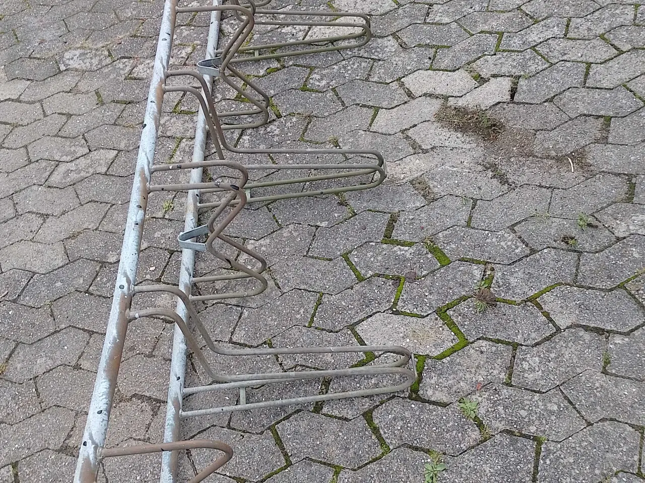 Billede 1 - gammelt cykelstativ