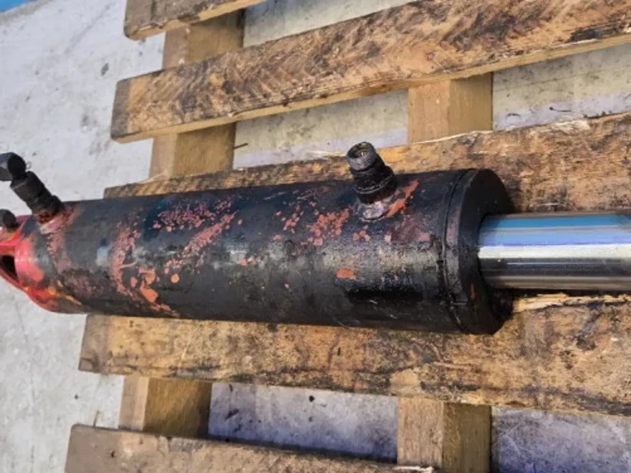 Billede 14 - Manitou 735-120    Hydraulikcylinder  254619