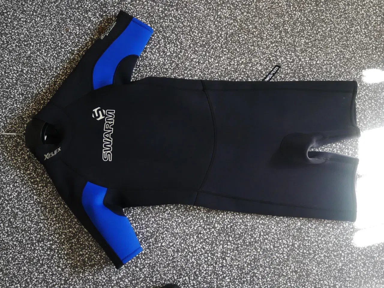 Billede 1 - Fin våddragt