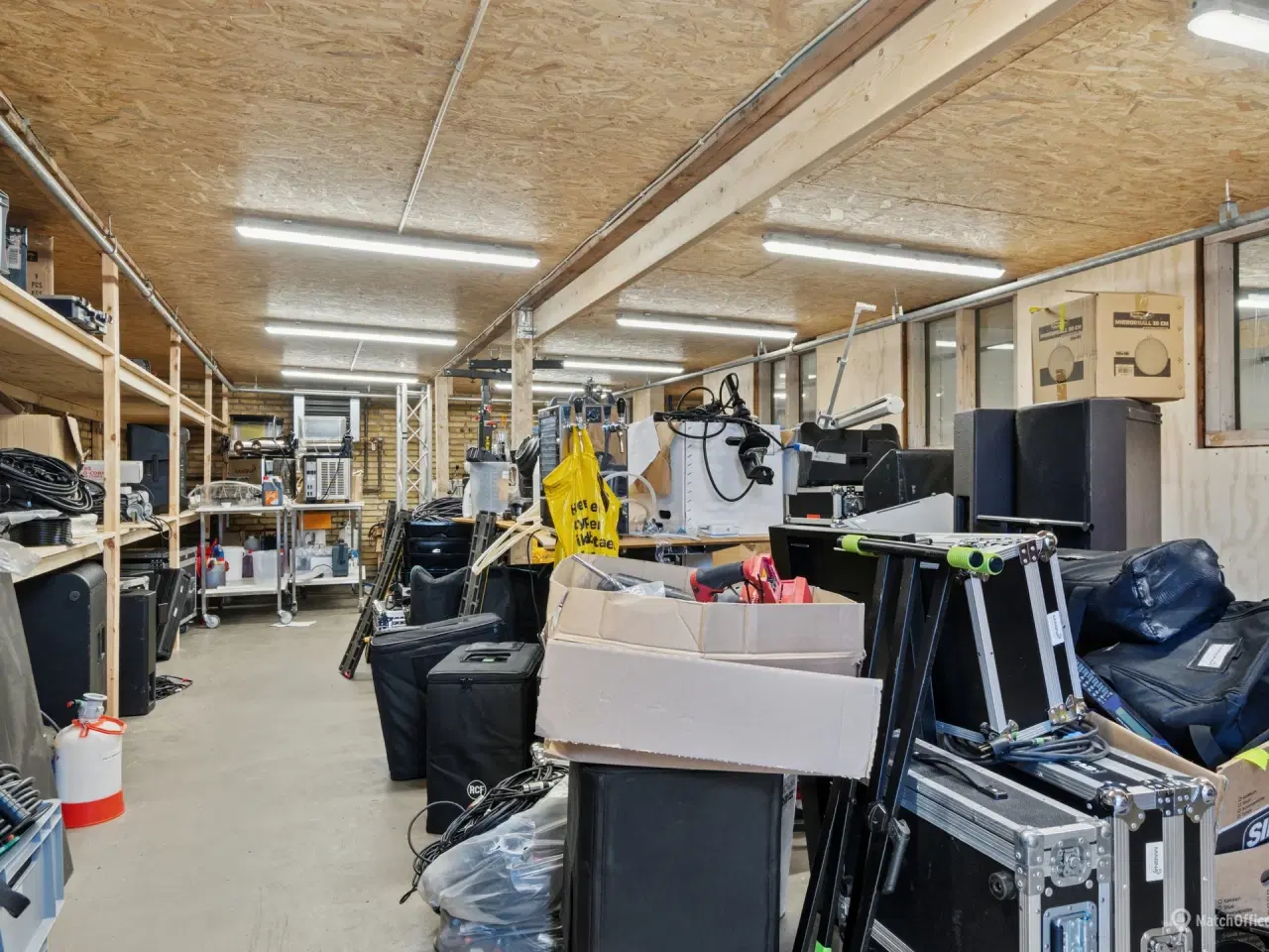 Billede 3 - 108 m² lager på stueplan til leje i Glostrup med dobbeltdør og tekøkken