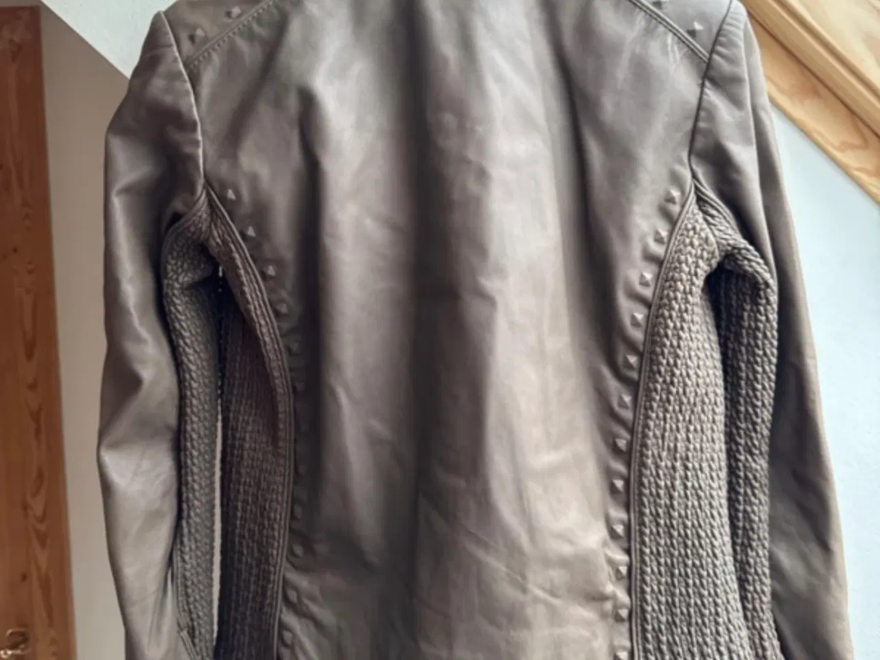 Billede 2 - Munthe plus Simonsen skindjakke