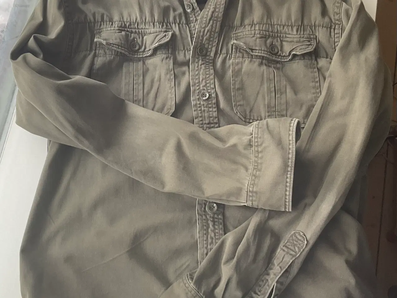 Billede 2 - Grøn Brandit skjorte XL