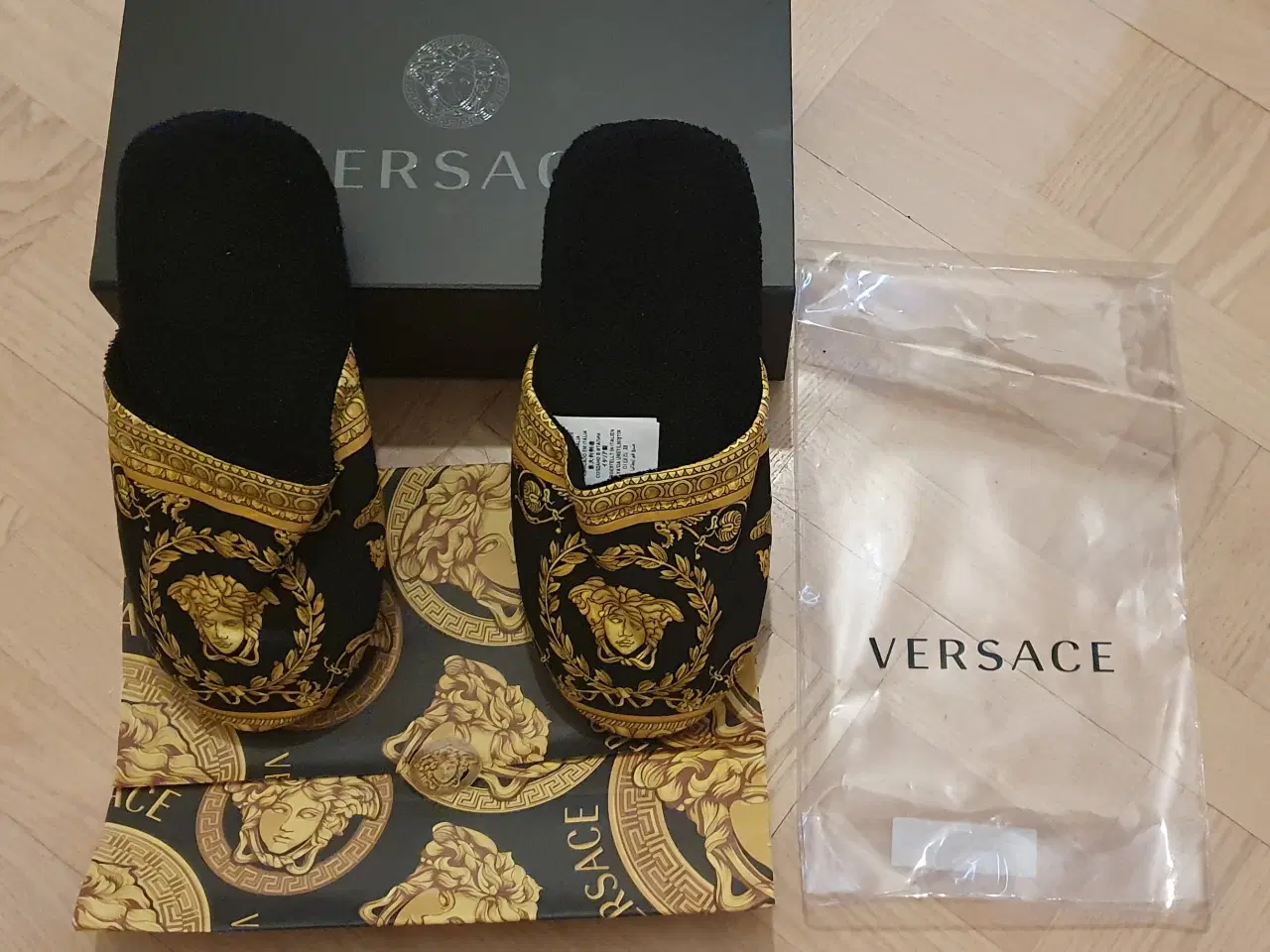 Billede 1 - Versace hjemmesko