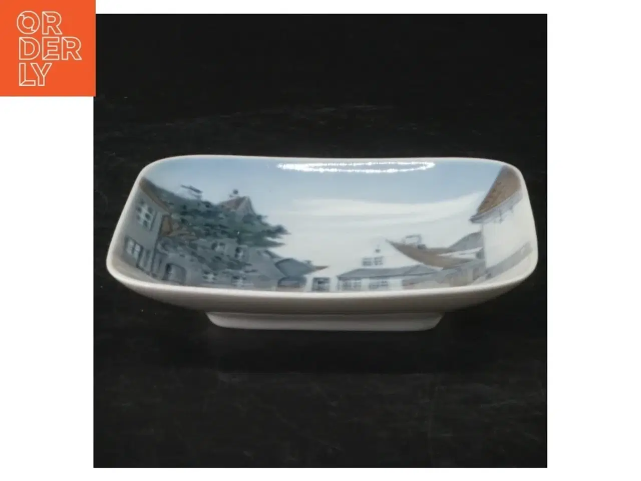 Billede 1 - Firkantet porcelænsfad fra Royal Copenhagen (str. 10 x 10 cm)