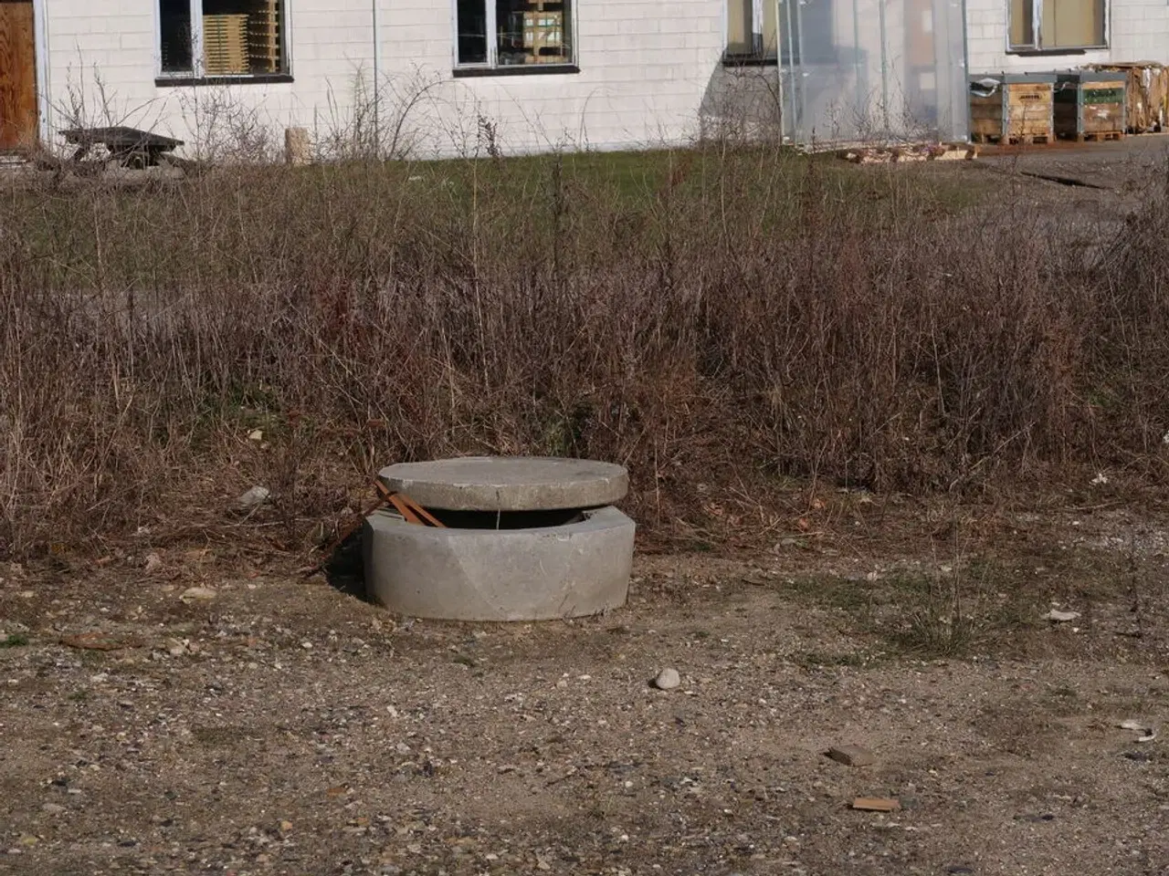 Billede 9 - 8 stk. køreplader, div. Varelager, palletank, karm m.m.