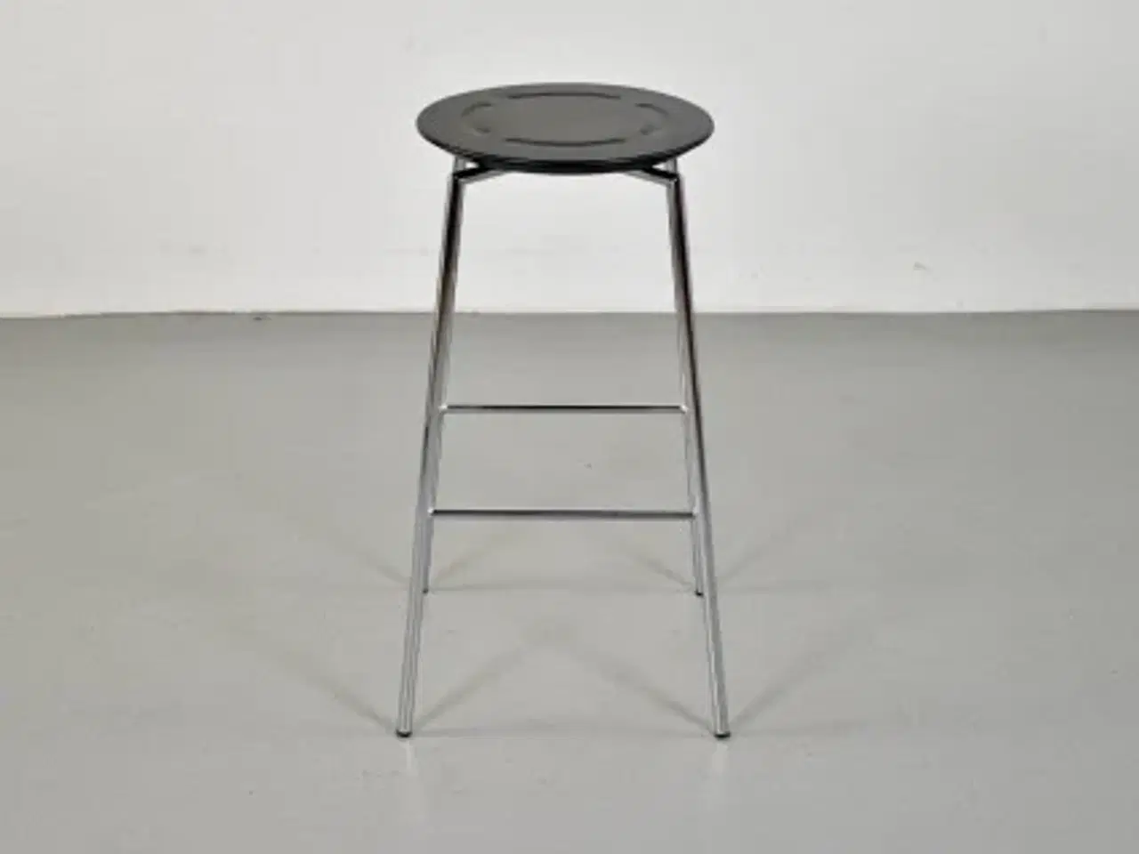 Billede 2 - Randers+radius pure barstol i sort og krom, høj