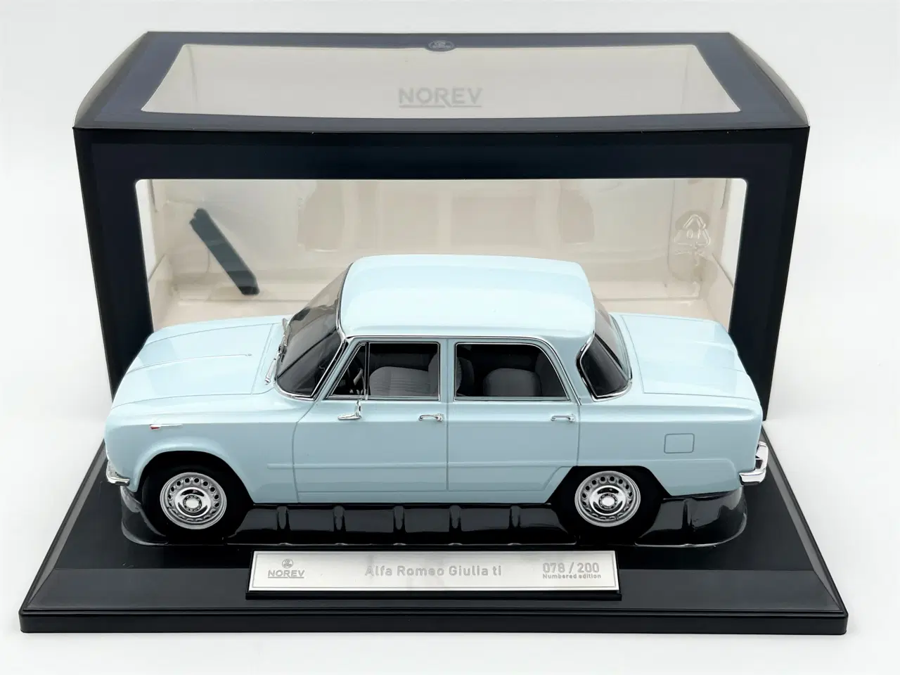 Billede 2 - 1964 Alfa Romeo Giulia Ti - Limited Edition - 1:18