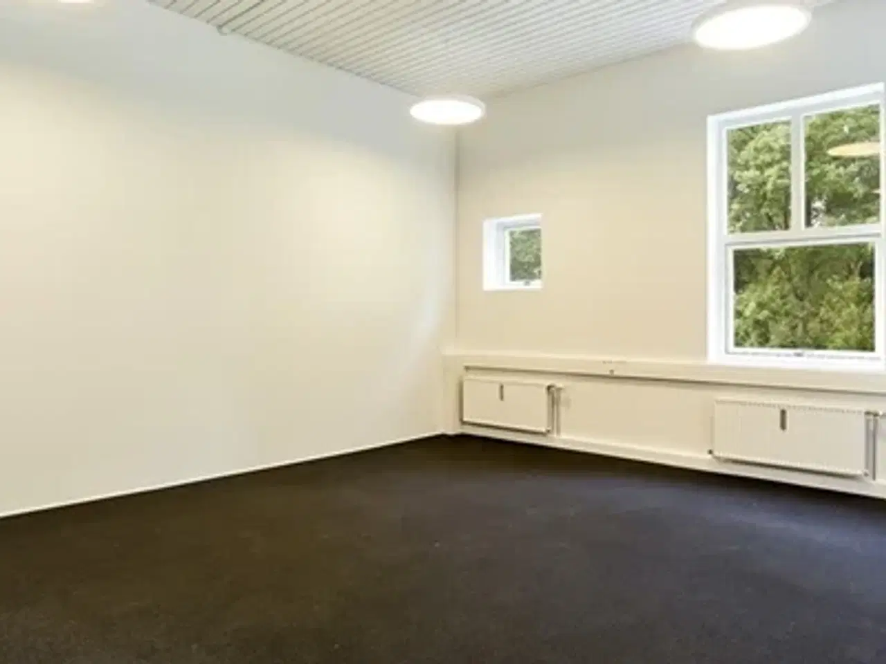 Billede 1 - Ingen binding, kontor til 4.250 kr.