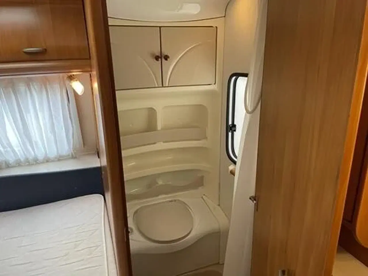 Billede 9 - Hobby EXCELLENT 560 UFe