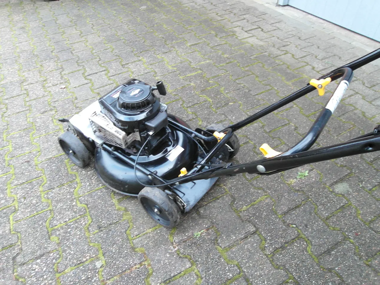 Billede 4 - Plæneklipper Alpina med Briggs&Stratton motor