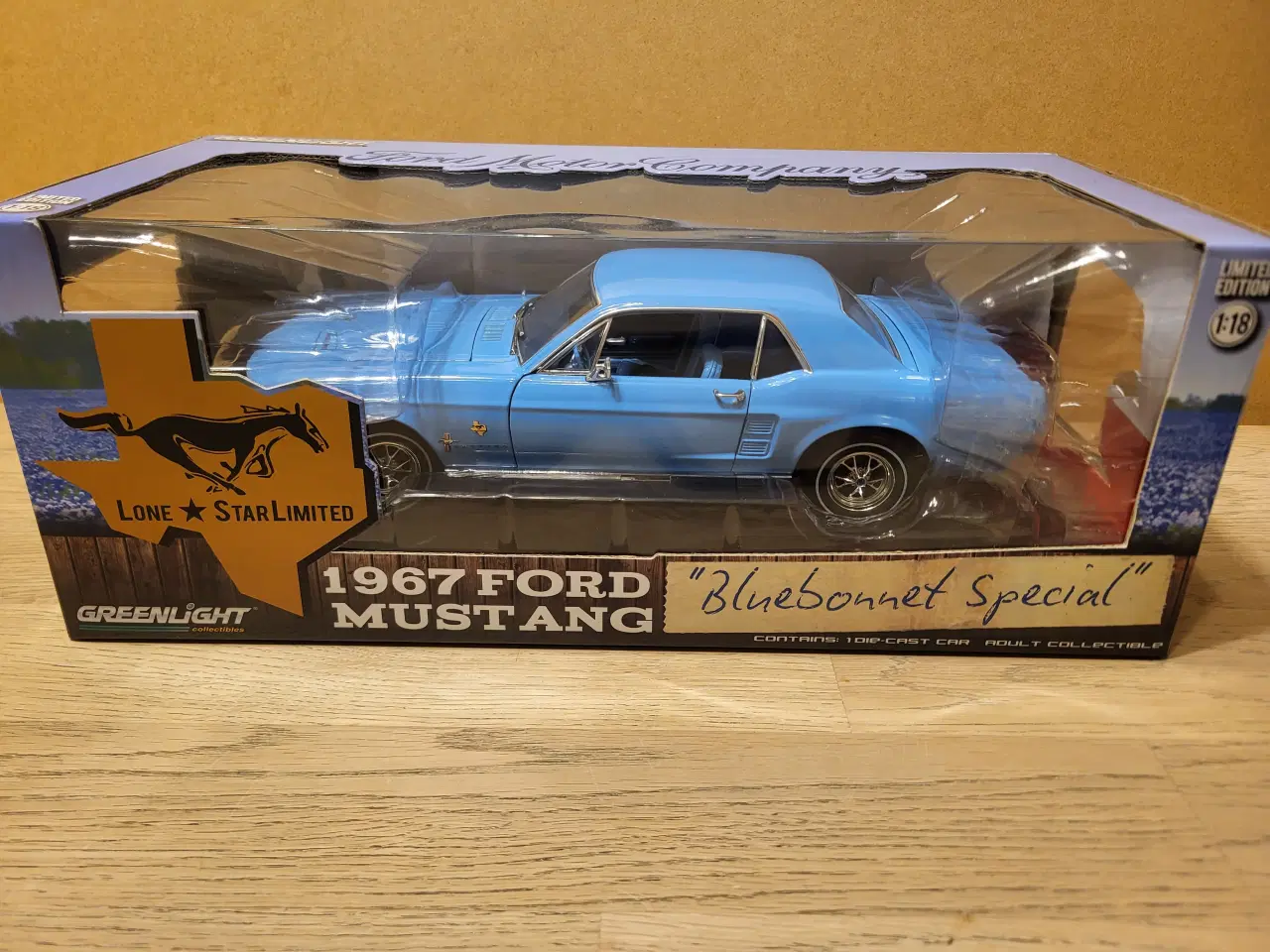 Billede 4 - Modelbiler Ford Mustang 1:18 - 3 stk. 1800 kr.