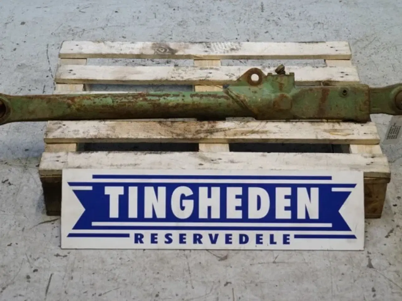 Billede 1 - John Deere 4040 L.H. Liftarm AR80667