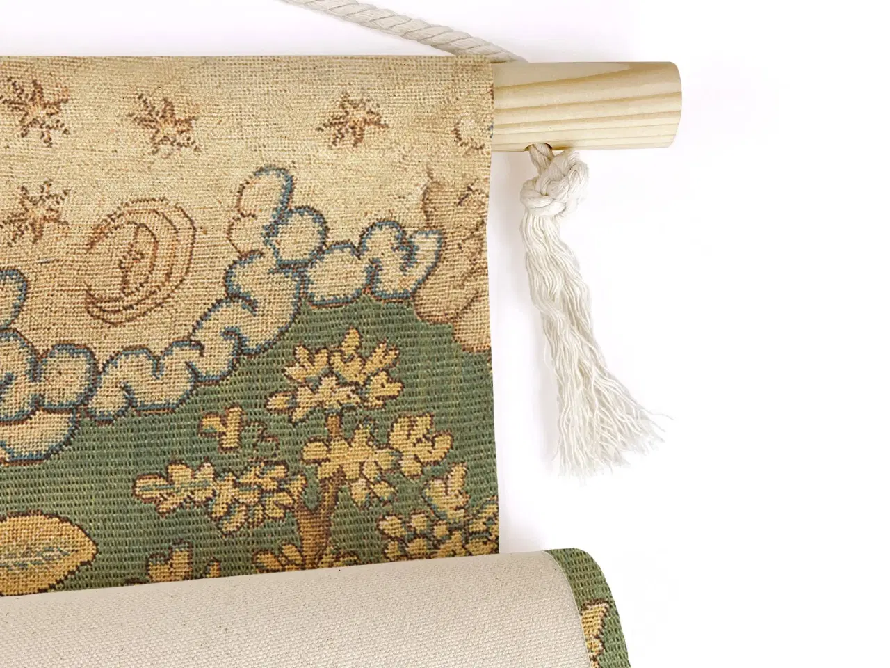 Billede 1 - Vægophæng, skov med dyr, fra micasia.