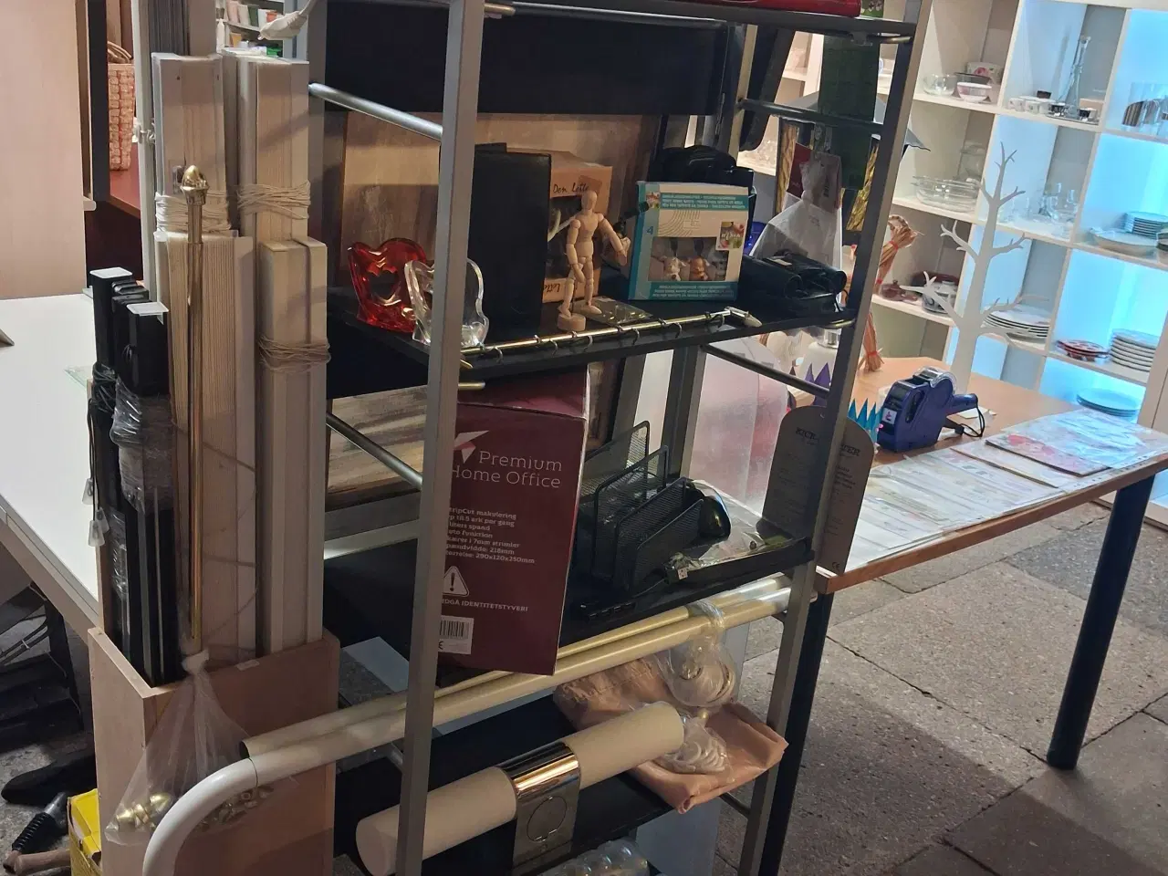 Billede 10 - STORT tøj og loppemarke