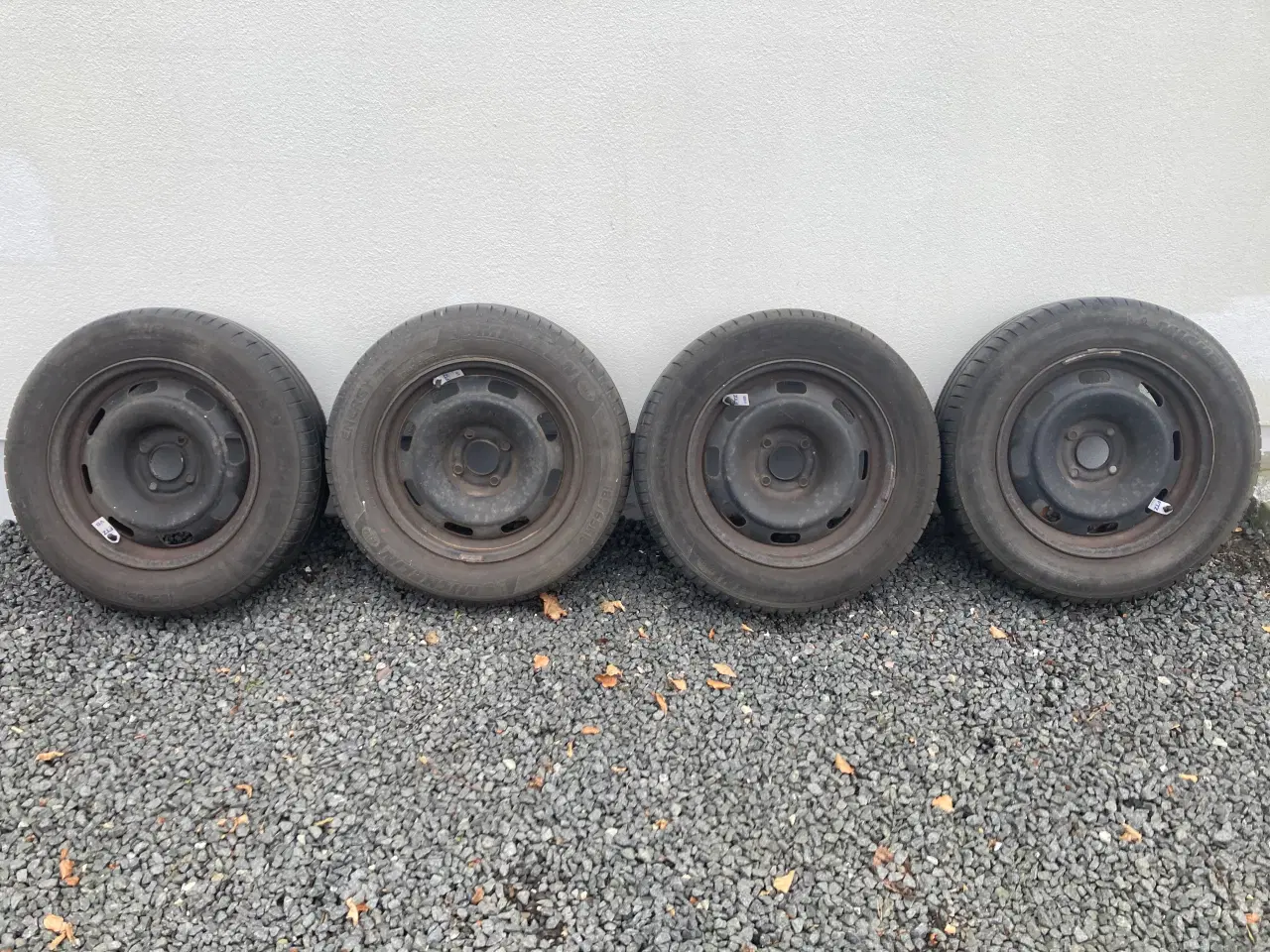 Billede 1 - Sommerdæk på stålfælge