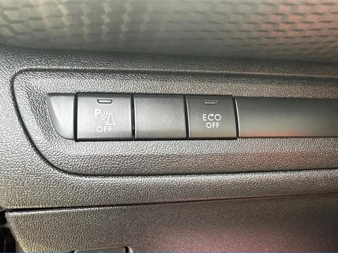 Billede 15 - Peugeot 2008 1,2 e-THP 110 Selection Sky