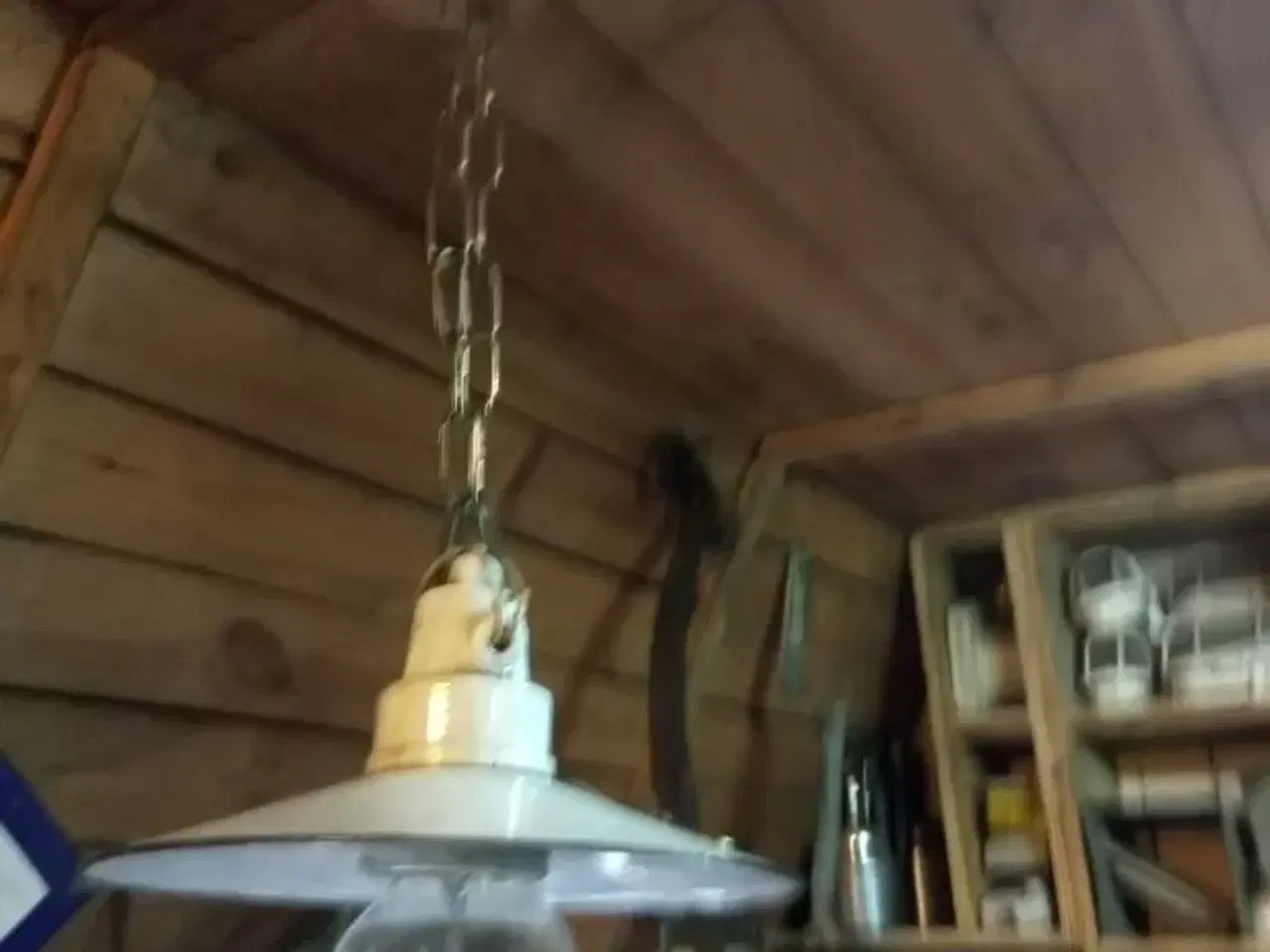 Billede 1 - Gammel stald lampe