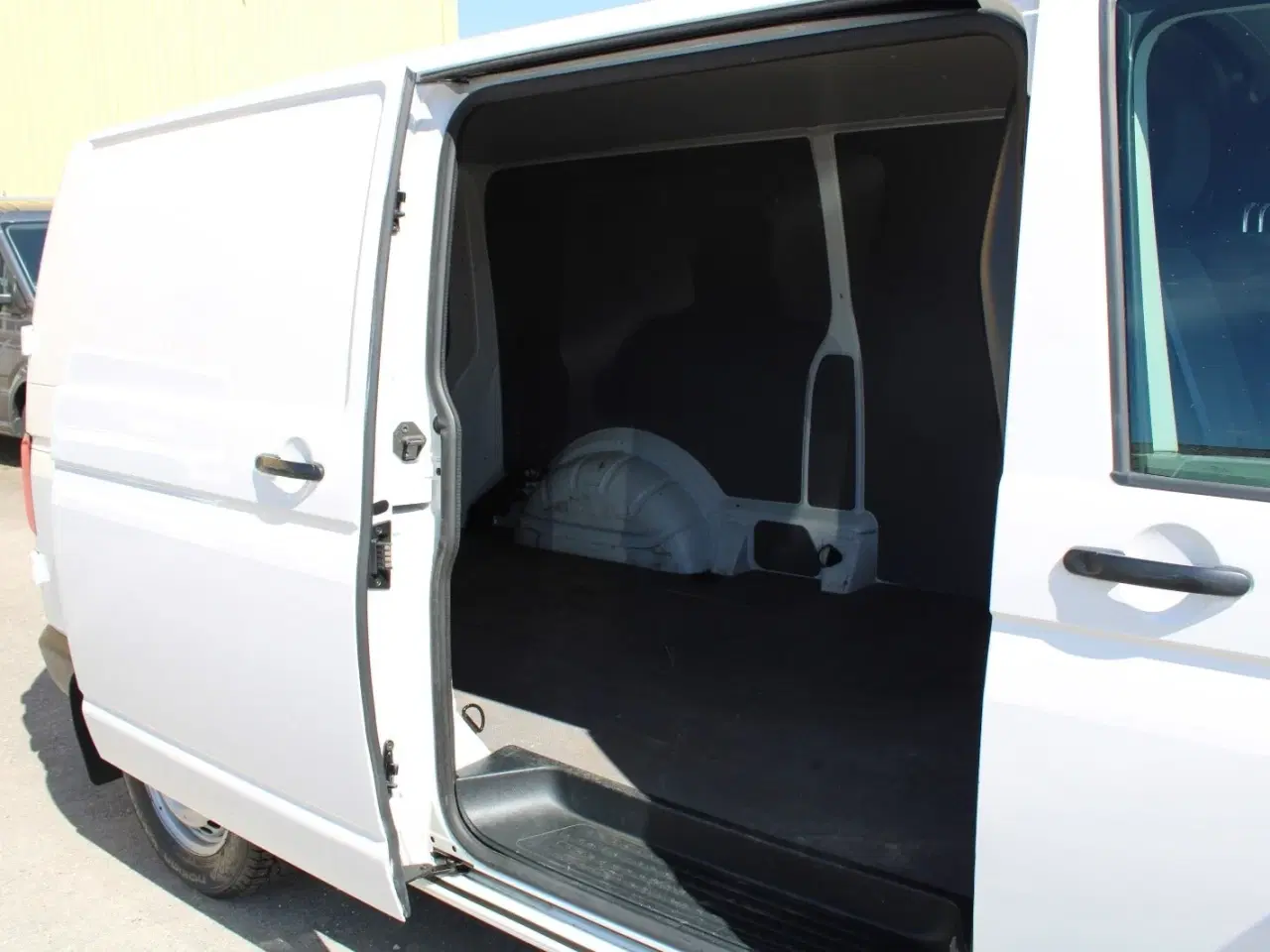Billede 13 - VW e-Transporter  ABT Kassevogn lang