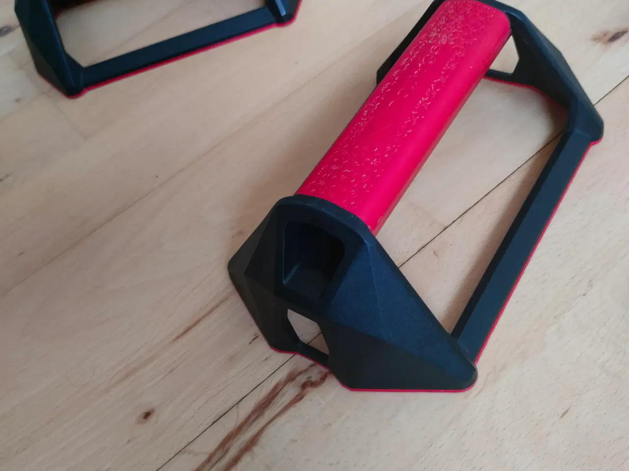 Billede 4 - Ubekendt Mærke Push Up Bar Sæt i rød og sort. 