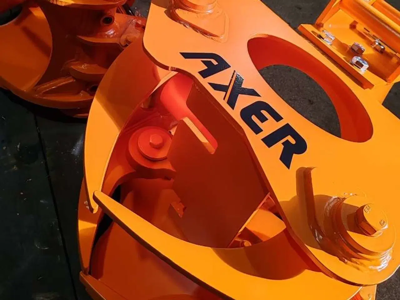 Billede 2 - Axer fældegrab med kniv til 3-7 t maskiner