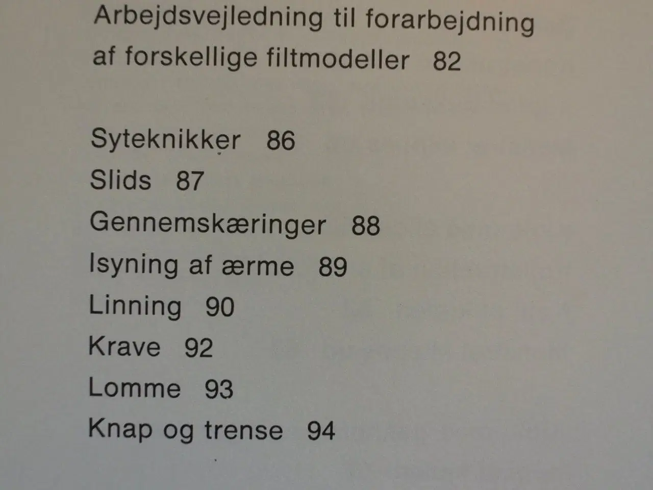 Billede 3 - sådan laver du håndsyet dukketøj af lise michelsen
