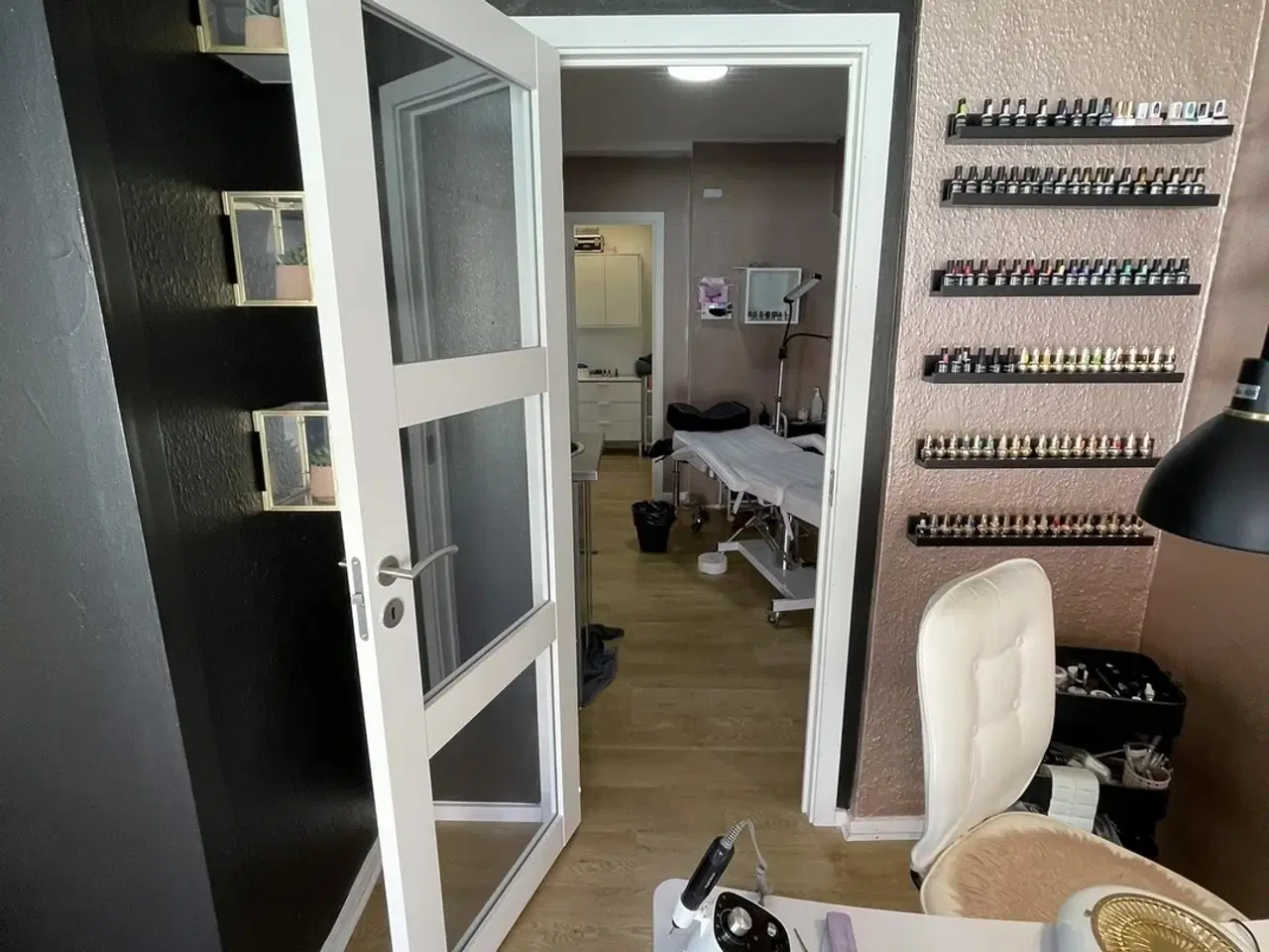 Billede 2 - God butik / frisør / klinik / kontor
