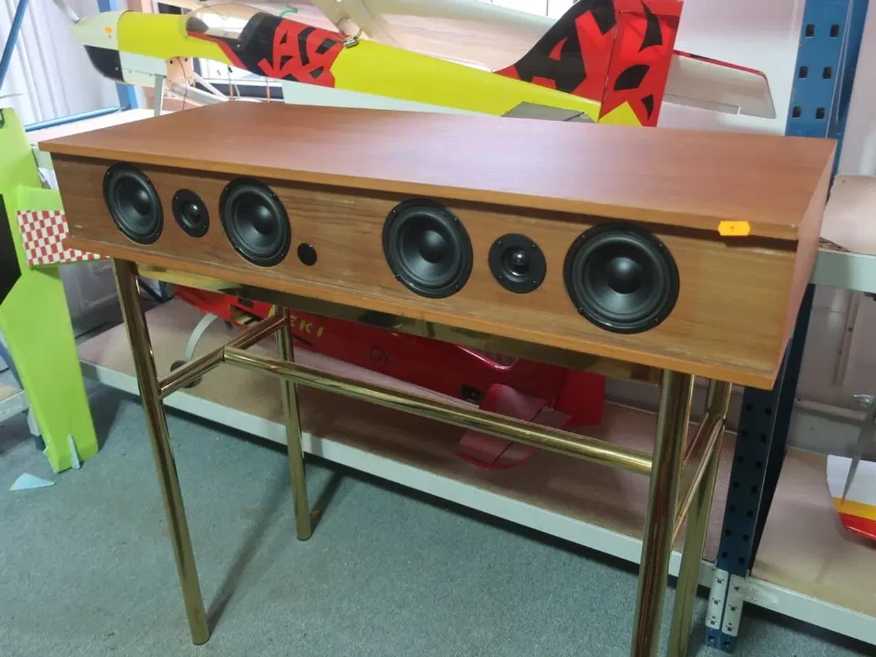 Billede 2 - Lydmøbel LEMUS med anlæg og uderstativ