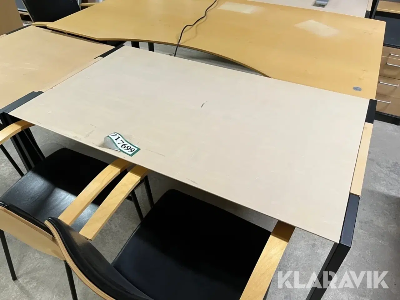 Billede 3 - Inventar stole/borde/skabe