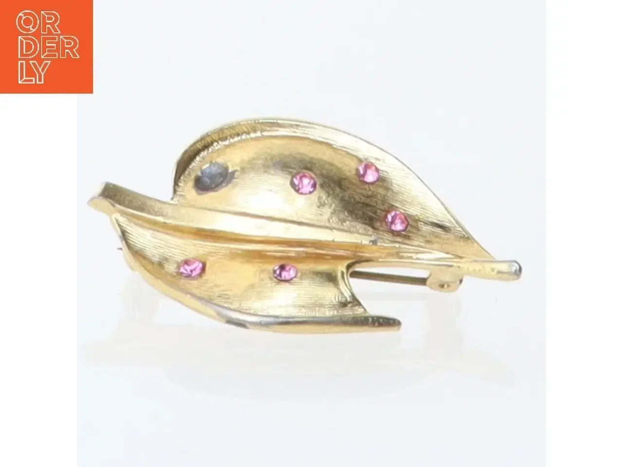 Billede 2 - Delfinbroche med lyserøde sten (str. 4,5 x 3 cm)