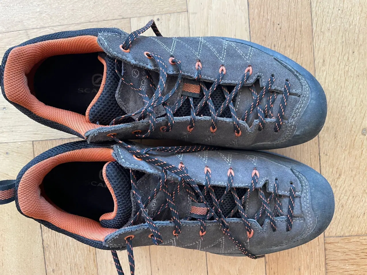 Billede 2 - Næsten nye kvalitets vandresko