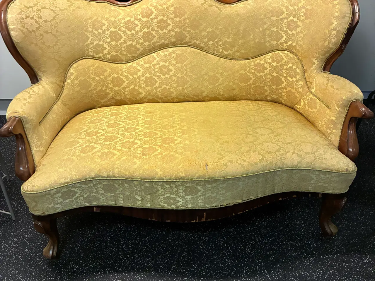 Billede 1 - Ældre sofa i barok stil