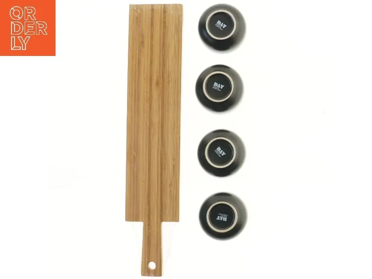 Billede 3 - Tapas sæt med skåle og bræt fra Coop (str. 50x10 og ø 9 cm)