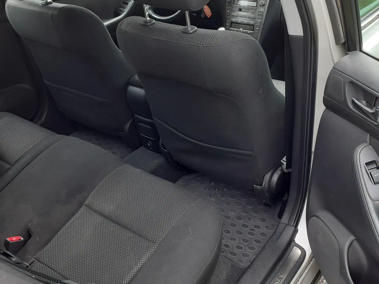 Billede 8 - Toyota Avensis 2,0 STC NYS 27/5