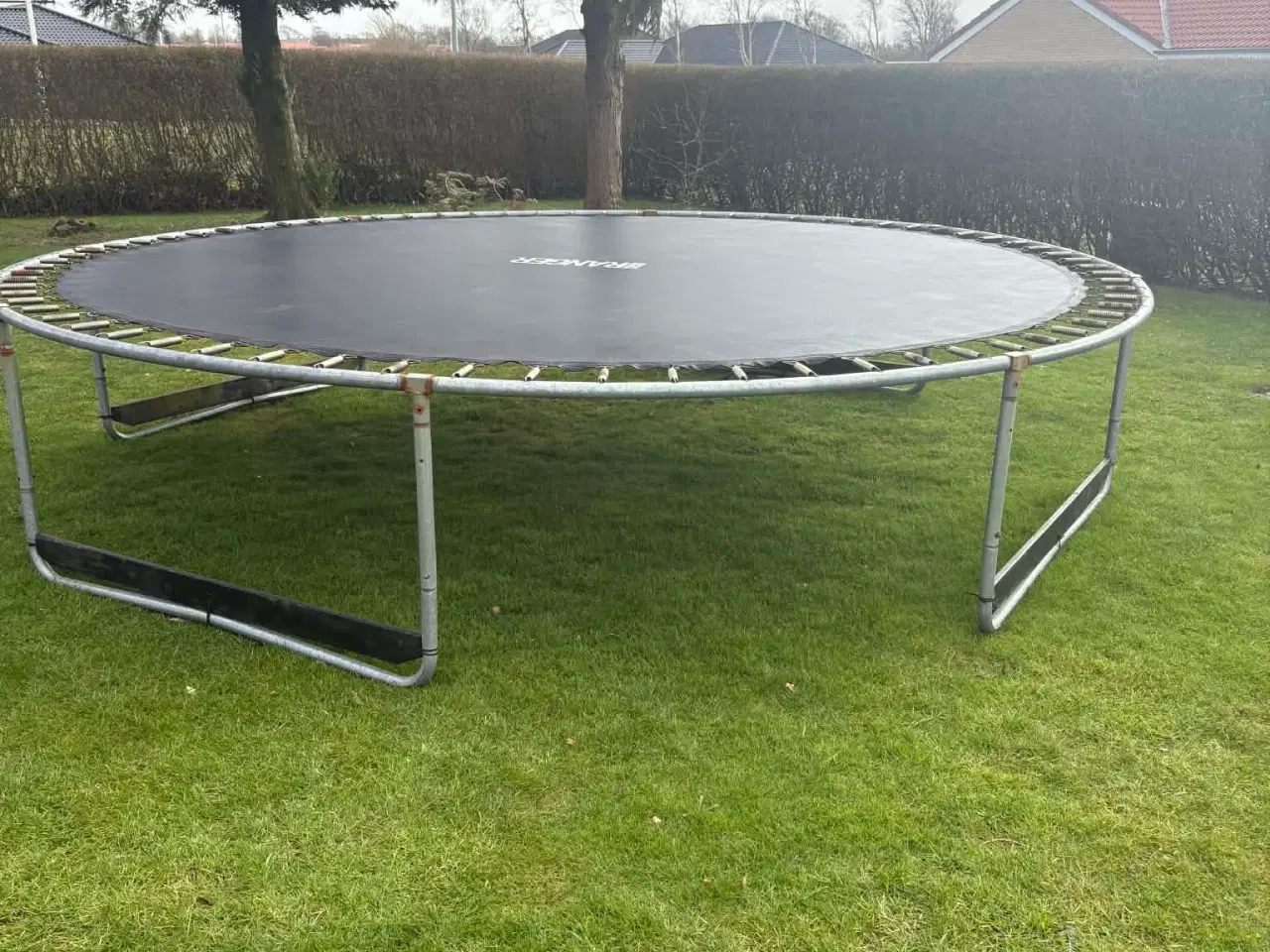Billede 3 - Trampolin Ø366 m/kantbånd og sikkerhedsnet, sælges