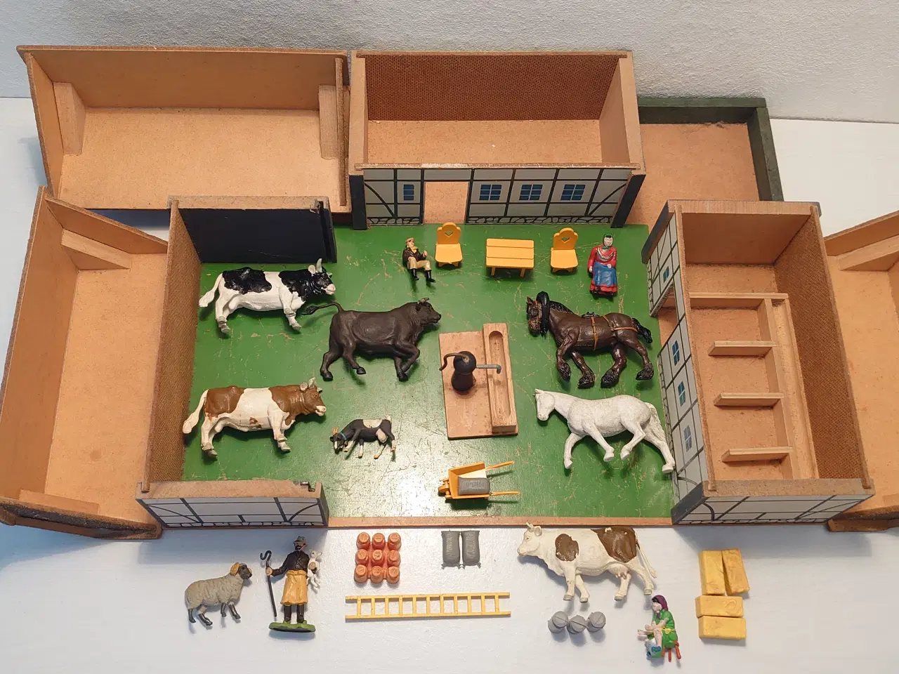 Billede 5 - Vintage Hanse gård med 30 dele. Britains,Reisler