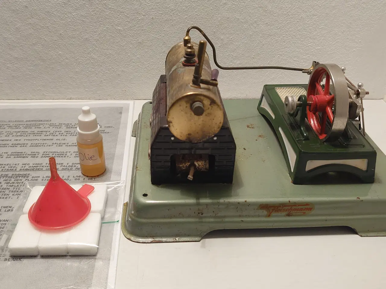 Billede 1 - Fleischmann dampmaskine m. tabs, olie, tragt, vejl