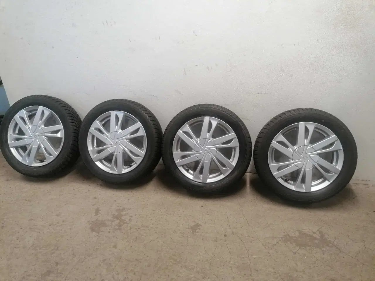 Billede 2 - Toyota aygo fælge M. Nye Vinterdæk