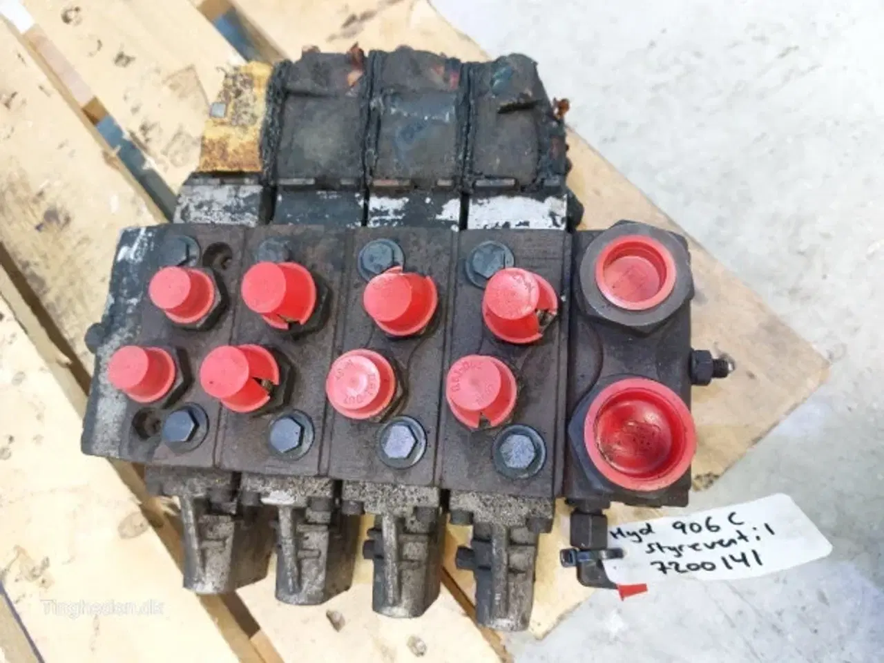 Billede 5 - Hydrema 906C Styreventil 7200141