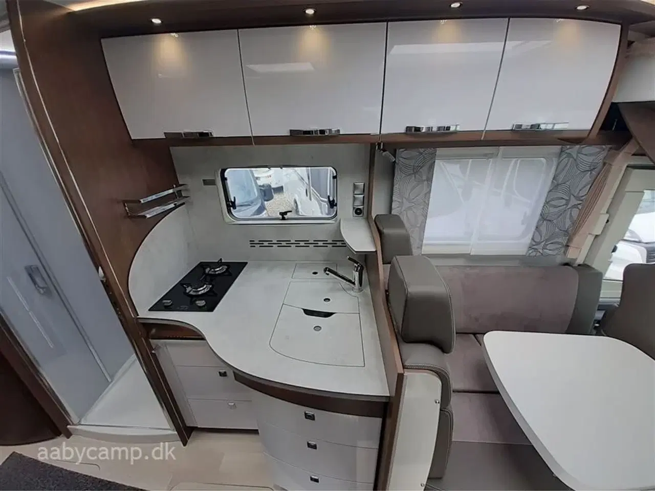 Billede 13 - 0 - Frankia Platin Pure I 7400 GD Edition   Top udstyret 5 Stjernet Camper på Mercedes