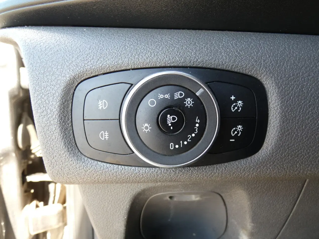 Billede 15 - Ford Transit Custom 320 L2H1 2,0 TDCi Trend 130HK Van 6g