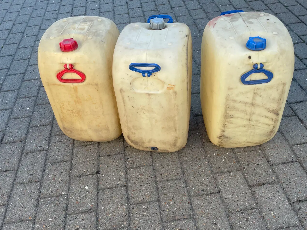 Billede 1 - 3 stk store dunke til Diesel 