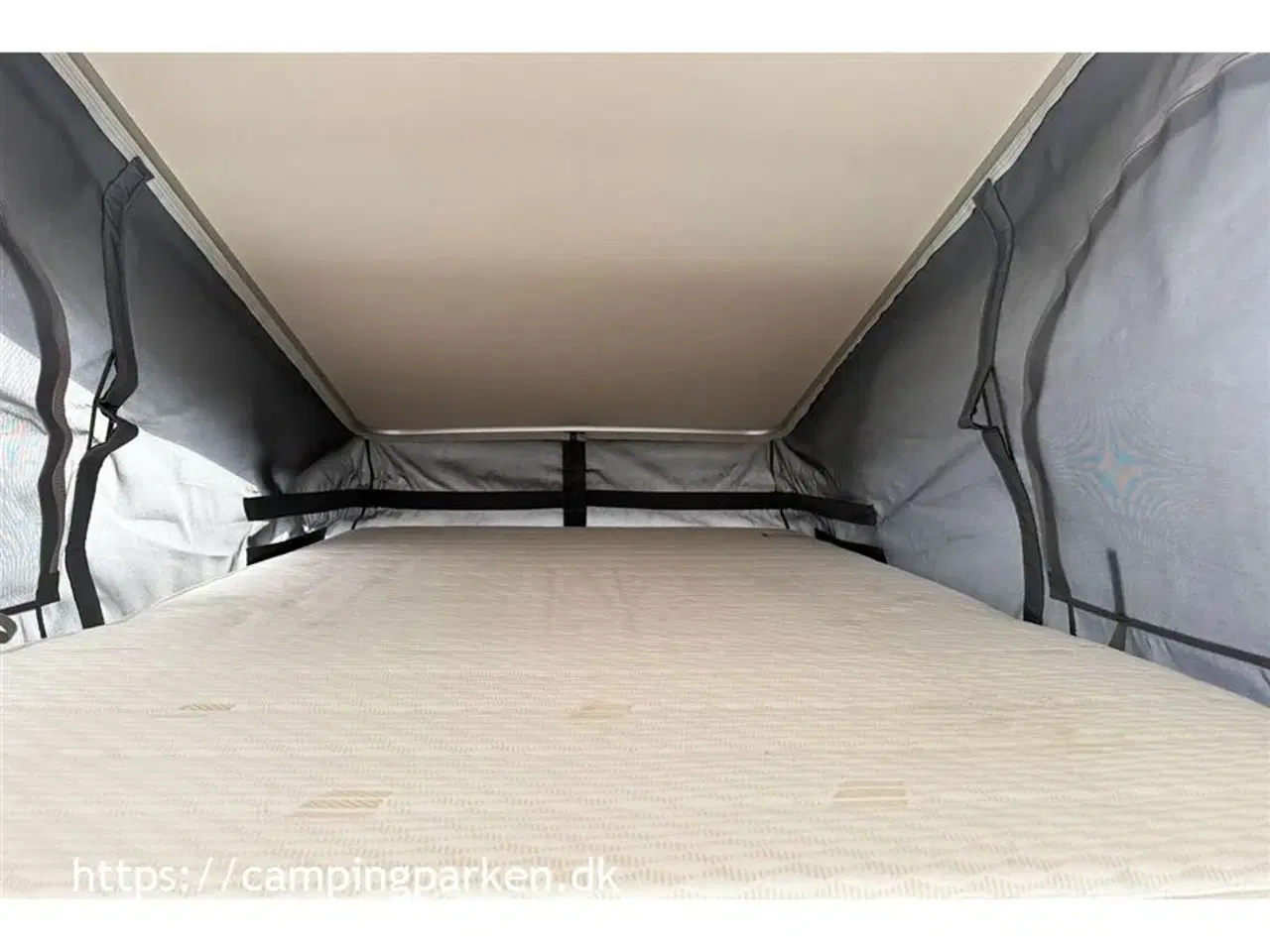 Billede 13 - 2021 - Hymer Grand Canyon S   Hymer Grand Canyon S byder på køreoplevelse, 4 sovepladser, under 6 meter