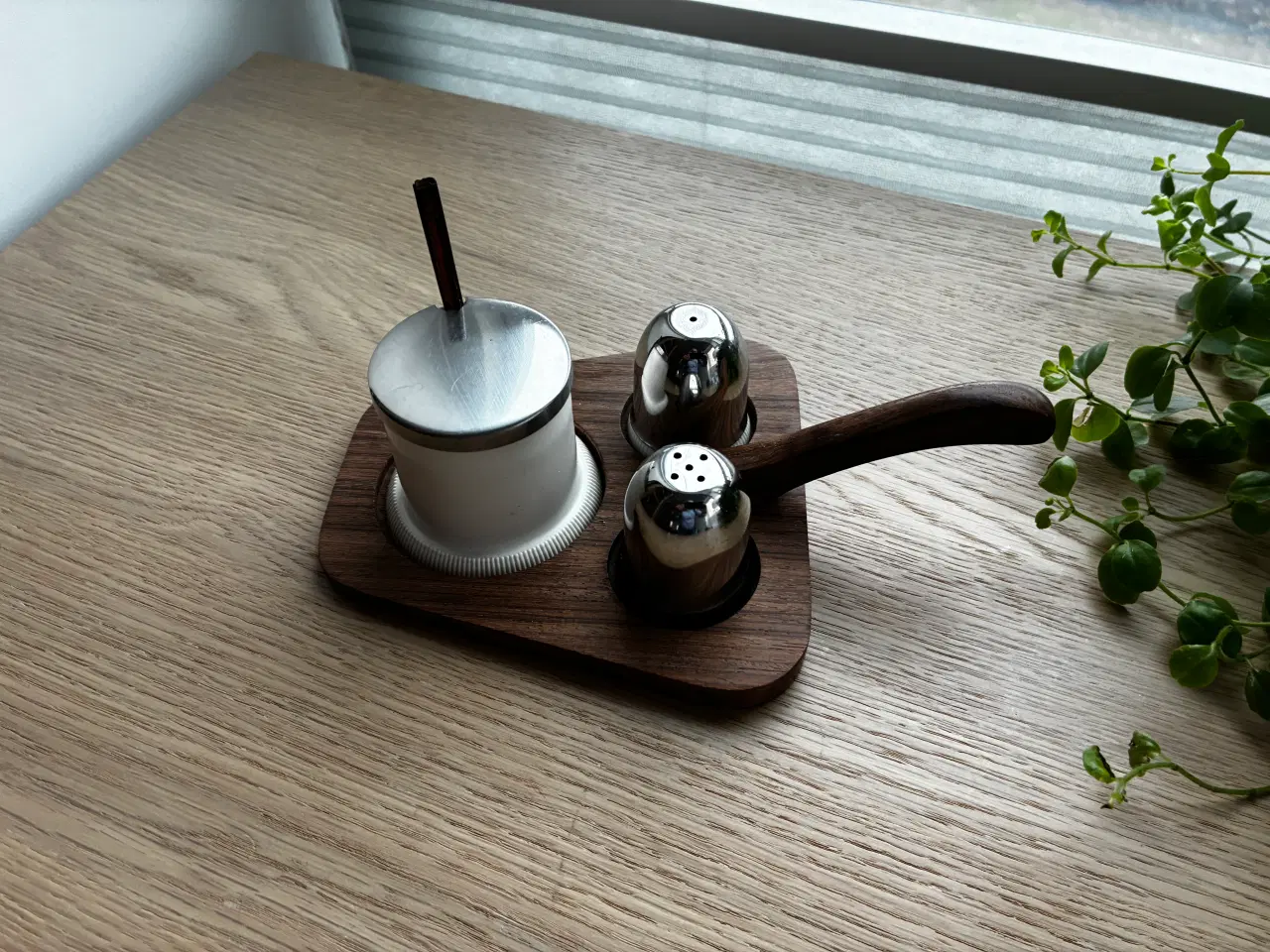 Billede 1 - Plat de Menage i teak, plast og stål - 70'er retro