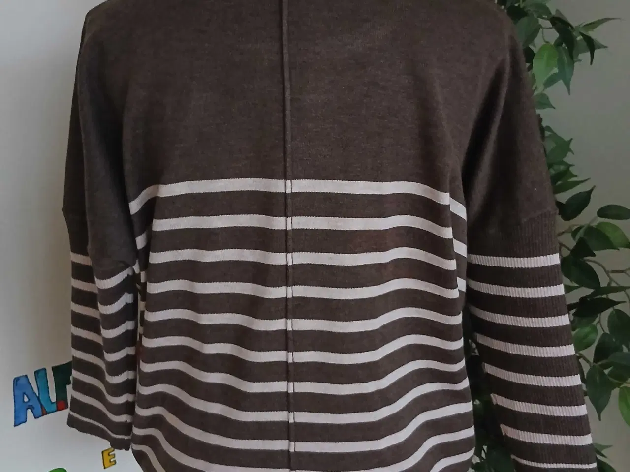 Billede 6 - Trøje. Saint Tropez. Medium/38