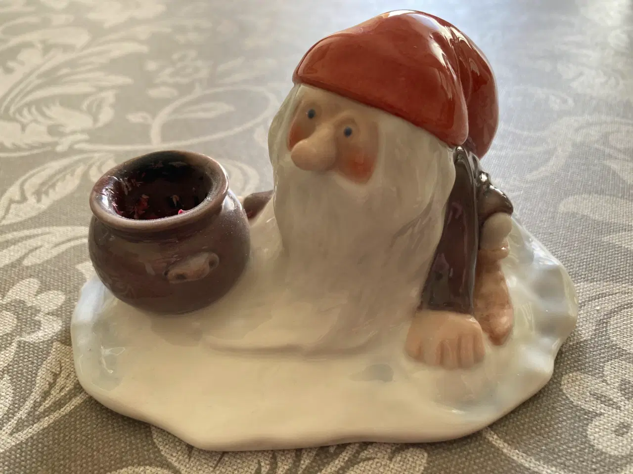 Billede 1 - Nisse med lysestage fra Royal Copenhagen 