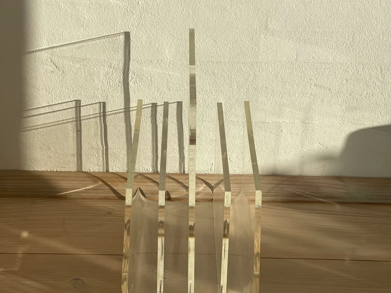 Billede 3 - Magasinholder i akryl