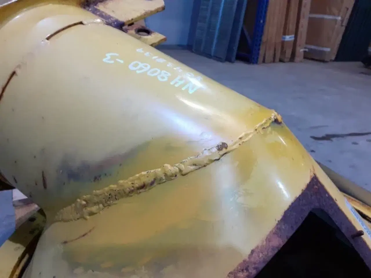 Billede 11 - New Holland 8060 Tømmerørs Bøjning 80438139